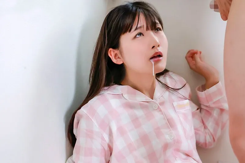 Anh trai ghen khi con ghệ có em ghệ nên luôn bắt em ấy làm tình